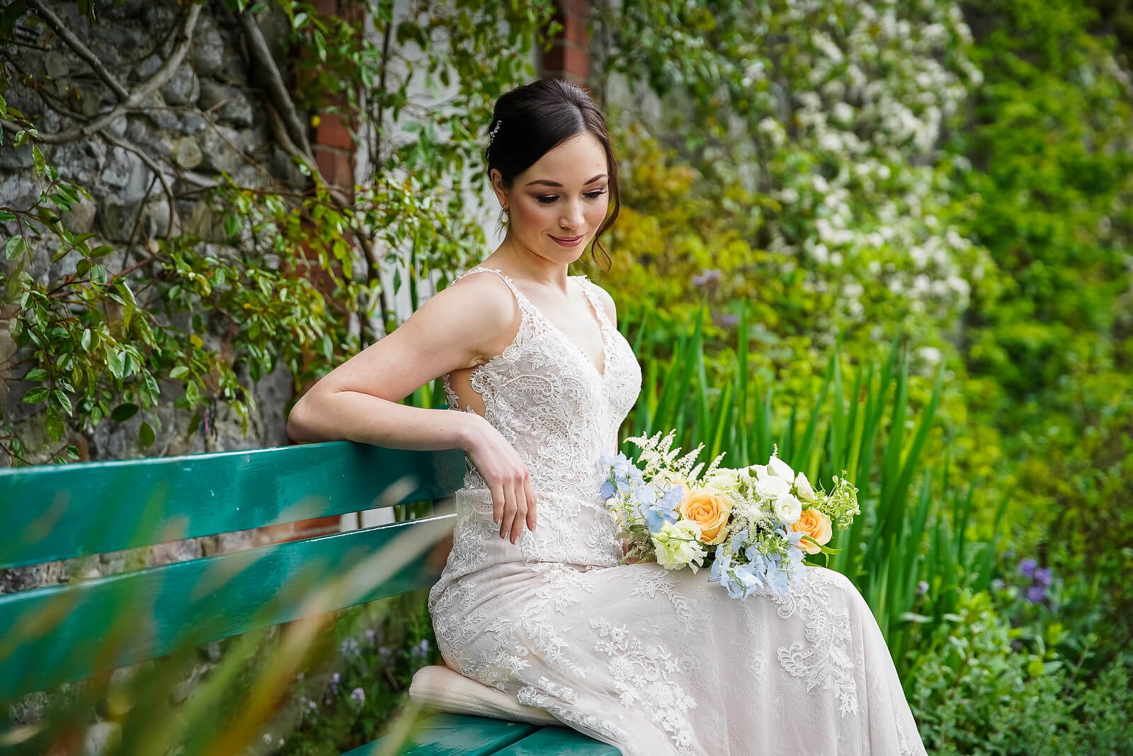 bride garden bench