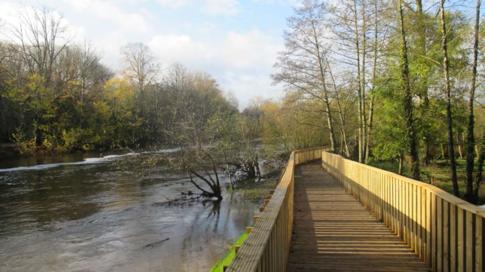 nore valley walking trail